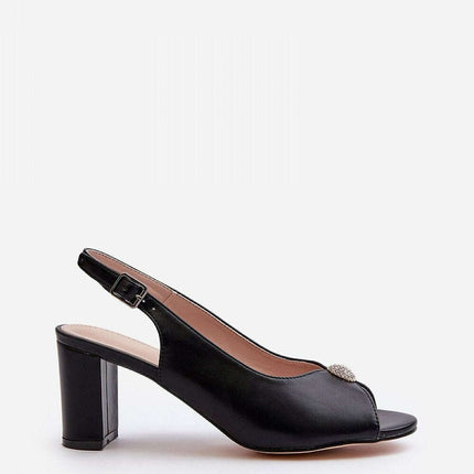 Sandals model 194971 - Très Elite