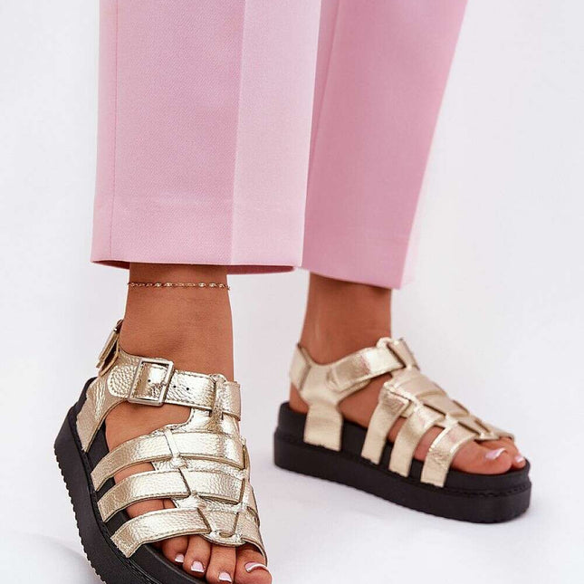 Sandals model 210805