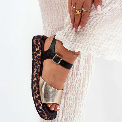Sandals model 211366 - Très Elite