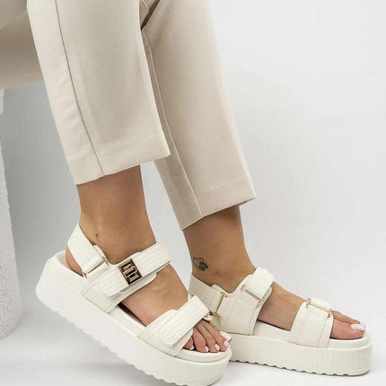 Sandals model 212954 - Très Elite