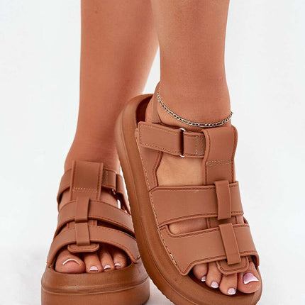 Sandals model 213165 - Très Elite