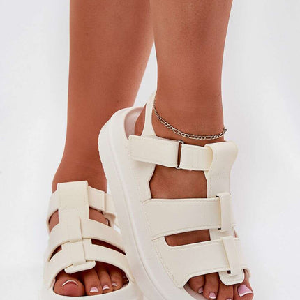 Sandals model 213165 - Très Elite