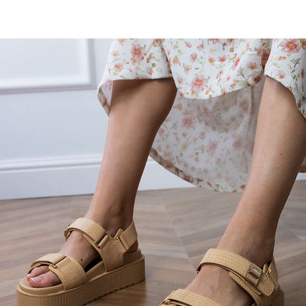 Sandals model 213707 - Très Elite