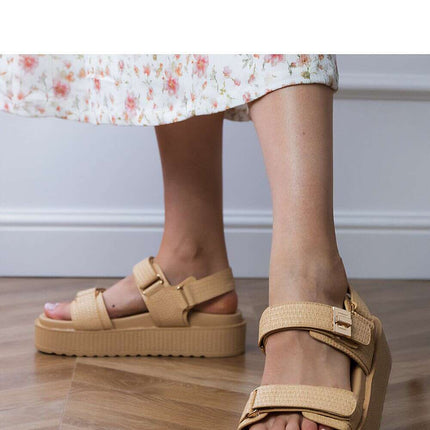 Sandals model 213707 - Très Elite