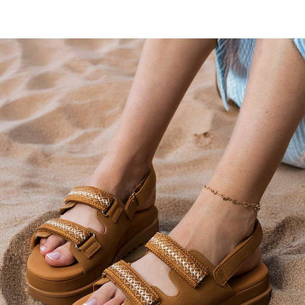 Sandals model 213729 - Très Elite