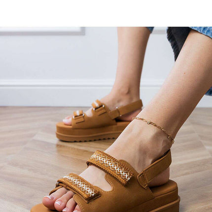 Sandals model 213729 - Très Elite