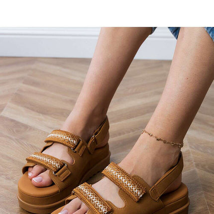 Sandals model 213729 - Très Elite