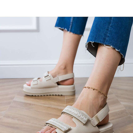 Sandals model 213730 - Très Elite