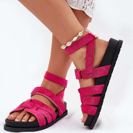Sandals model 213913 - Très Elite