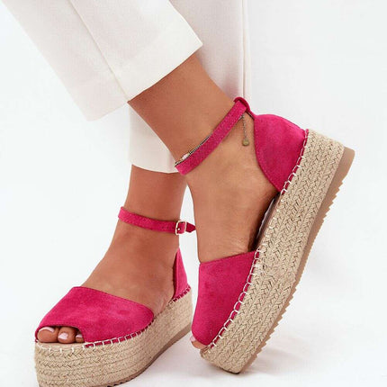 Sandals model 216028 - Très Elite