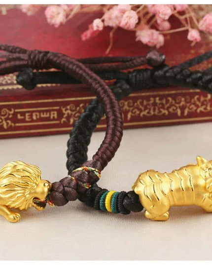 24K Yellow Gold Tiger & Lion Pendant: Exquisite Pure 999 Gold Jewelry