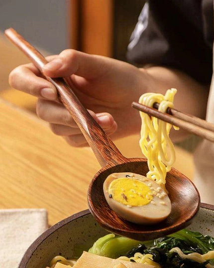 Elegant Beechwood Soup Spoon - The Ultimate Kitchen Accessory for Ramen and Stews