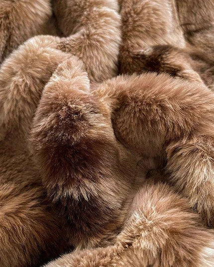 Luxurious Caramel Brown Velvet Fleece Bedding Set with Duvet Cover, Flat Sheet, and Pillowcases