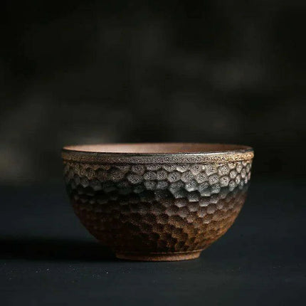 Elegant Artisan Japanese Stoneware Tea Bowl – Enhance Your Tea Experience with Timeless Craftsmanship