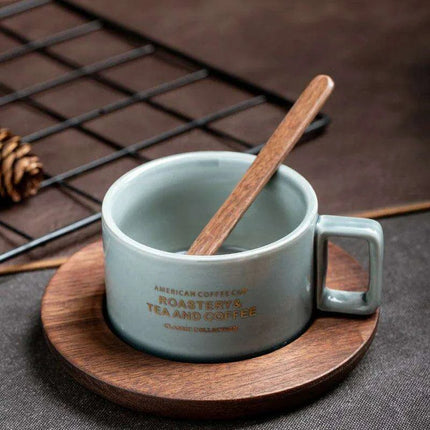 Classic American Elegance: Ceramic Coffee Mug Set with Walnut Holder and Gift Box