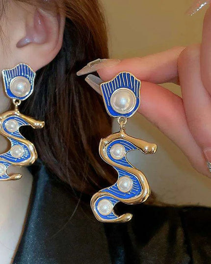 Bold Vintage-Inspired Tassel Earrings - A Must-Have Statement Piece for Fashion Enthusiasts