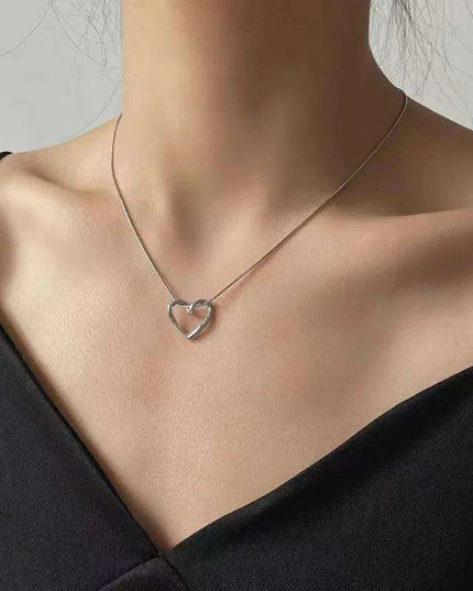 Playful Poodle Balloon Dog Pendant Necklace - Unique Clavicle Chain Jewelry Gift for Dog Enthusiasts