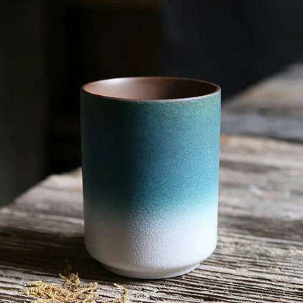 Sophisticated Japanese Stoneware Ombre Coffee and Tea Mug - Ideal for Daily Enjoyment