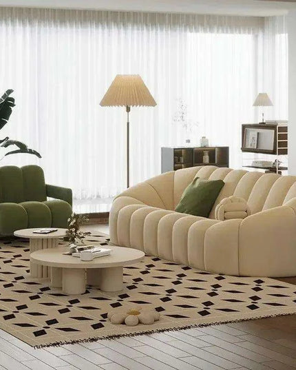 Luxe Velvet Retreat Lounge Chair - Stylish Comfort for Modern Living