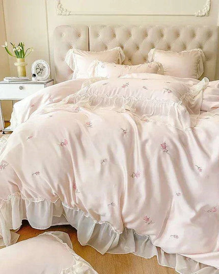 Luxurious Korean Style Lace Embroidered Lyocell Bedding Set - Pink and White