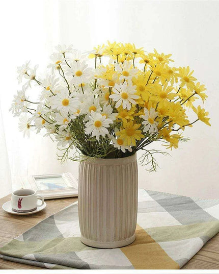 Radiant Daisy Dream - Exquisite Floral Elegance