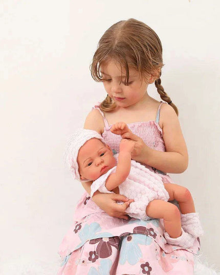 16-Inch Lifelike Reborn Baby Girl Doll - Realistic Full Vinyl Body with Outfit, Ideal for Gifts and Collectors