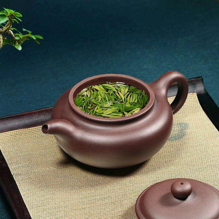 Antique 220ML Tea Kettle with Innovative Filter - Elegant Green Teapot for Puer Ceremonies and Home Decor