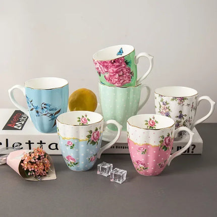 Fine Bone China Floral Mug with Gold Rim — 420ml Pastoral Design