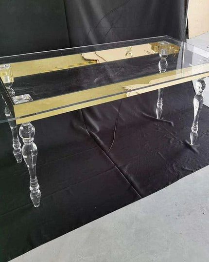 Sophisticated Transparent Acrylic Banquet Table - Perfect for Weddings and Large Events