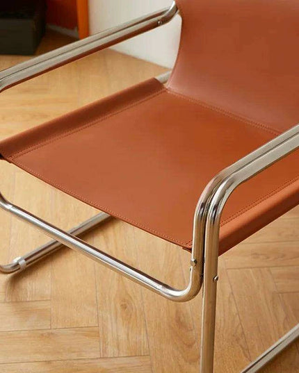 Bauhaus Luxe Leather Lounge Chair - A Fusion of Style and Comfort