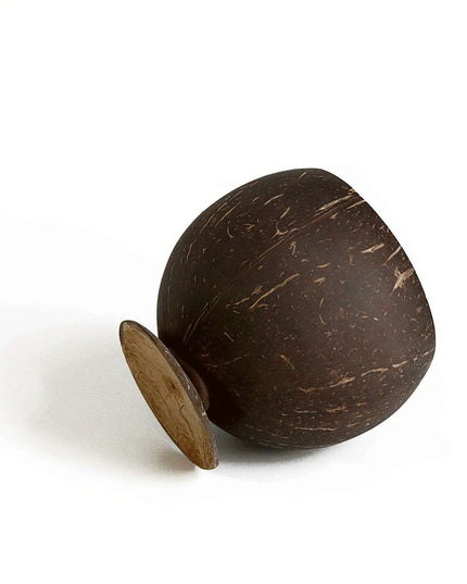 Sustainable Elegance: Handmade Coconut Shell Utensil Set for a Stylish Kitchen Experience