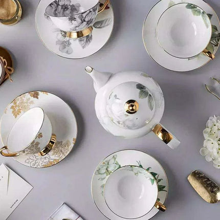 Portable Elegance: Luxurious Tea and Coffee Set with Effortless Saucers