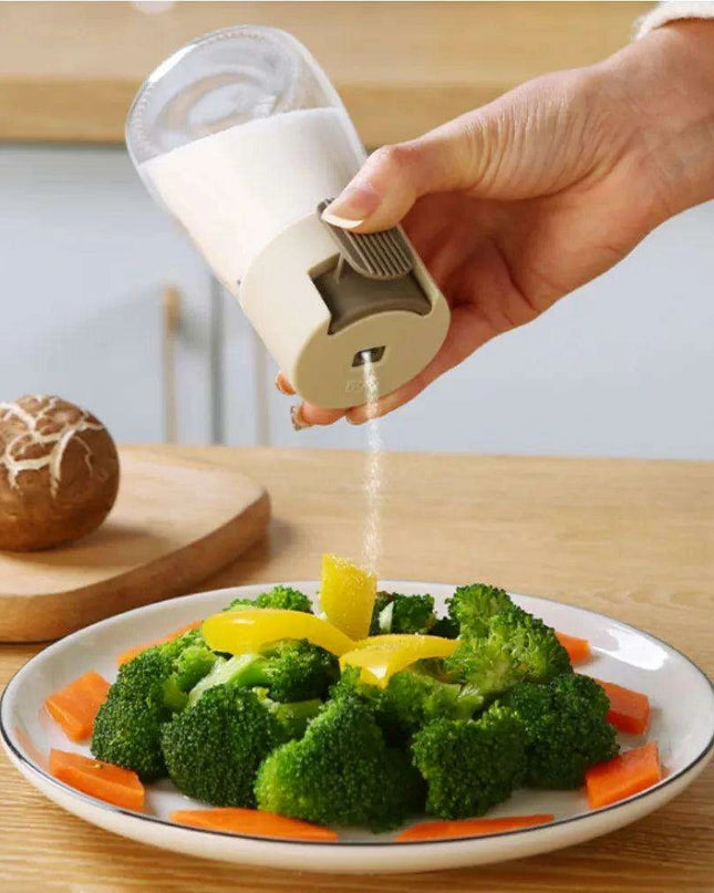 Seasoning on the Go: Portable Glass Salt Shaker for Instant Flavor Boost