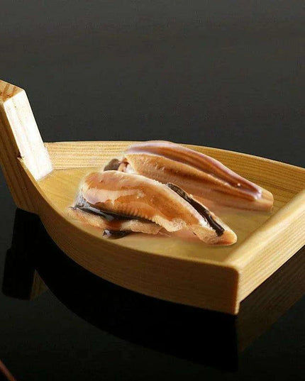 Chic Wooden Sushi Serving Tray - Artistic Dishware for Asian Culinary Experiences