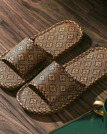 Unisex Comfortable Bamboo Woven Sandals - Non-Slip Rattan Grass Slippers for Spring and Summer