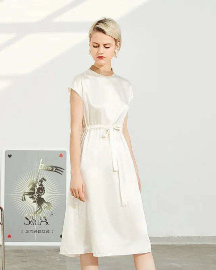 Silk Elegance Tie-Up Waist Evening Gown - A Glamorous Choice for Women