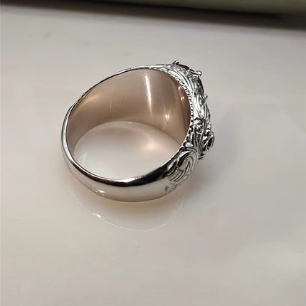 S925 pure silver laboratory-grown ruby 5CT oval vintage pattern wedding men's ring, custom-made with diamond. Jewelry. s925-pure-silver-laboratory-grown-ruby-5ct-oval-vintage-pattern-wedding-mens-ring-custom-made-with-diamond-jewelry