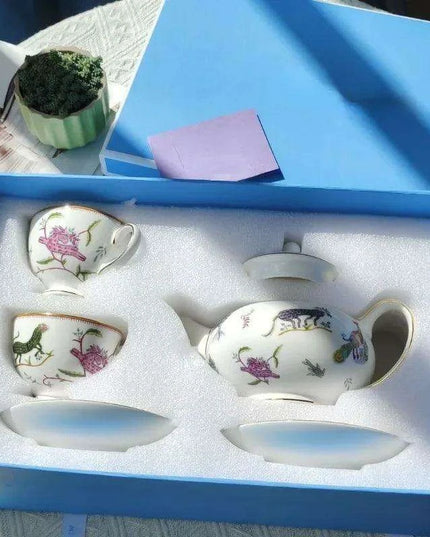 Timeless Nordic Charm Tea Set - Exquisite Bone China Kitchenware for Elegant Gatherings