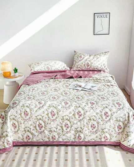 Dinosaur Delight Summer Quilt for Kids - Fun Floral Patterns for Boys' Room Decor