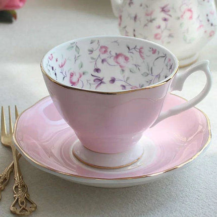 Elegant Afternoon Tea Collection: Opulent Bone China Cups with Stylish Ceramic Plates