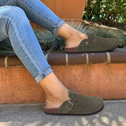 Comwarm Fashion Women's Suede Mules Slippers Men Clogs Cork Insole Sandals With Arch Support Outdoor Beach Slides Home Shoes comwarm-fashion-womens-suede-mules-slippers-men-clogs-cork-insole-sandals-with-arch-support-outdoor-beach-slides-home-shoes