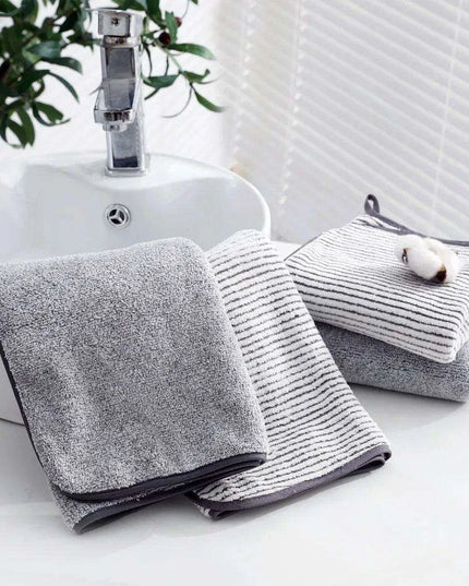 Elegant Striped Bamboo Bath Towel - Highly Absorbent & Quick-Drying for Everyday Use (35x75cm)