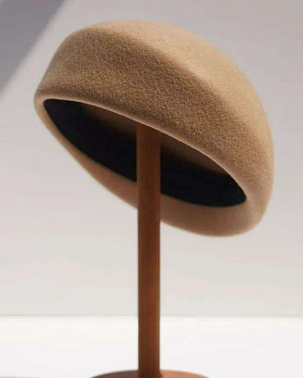 Elegant Women's Wool Felt Beret - French-Style Winter Hat for Special Occasions and Formal Gatherings