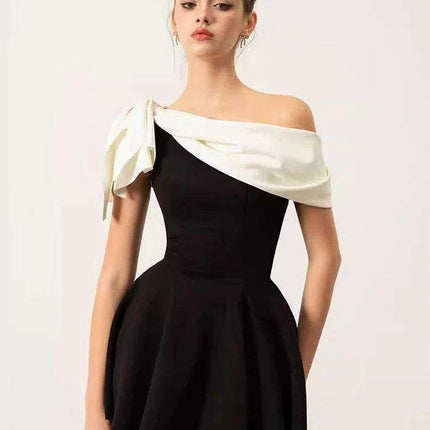 Chic Contrast Color Bowknot Mini Dress with Irregular Slash Neck for Women - DEAT Summer Collection 2024