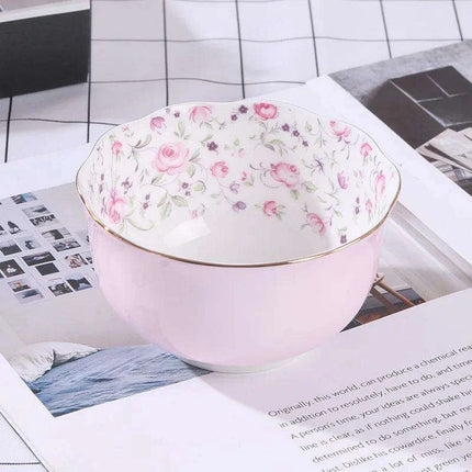 Elegant Afternoon Tea Collection: Opulent Bone China Cups with Stylish Ceramic Plates