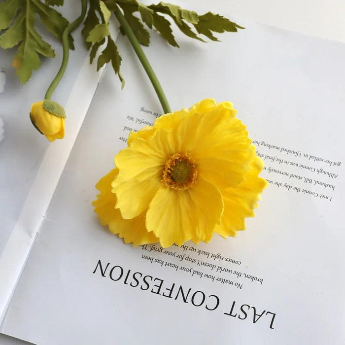Elegant Faux Poppy Arrangements with Lush Greenery for Timeless Home Decor and Thoughtful Gifts