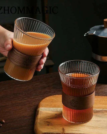 Sophisticated 300ml Transparent Glass Mug with Elegant Wooden Grip - Japanese-Inspired Drinkware for Coffee, Tea, and Beer