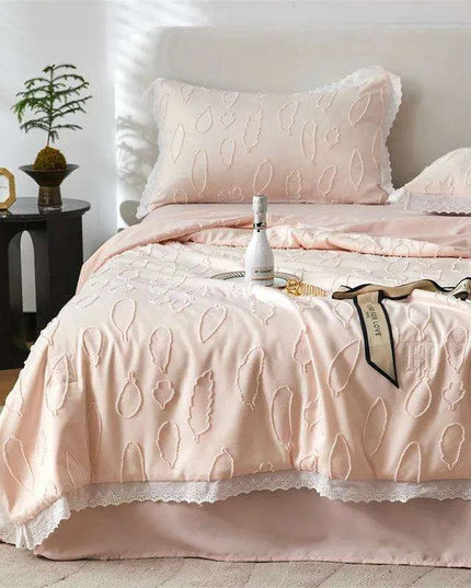 Sophisticated Floral Jacquard Antibacterial Summer Quilt with 3D Design