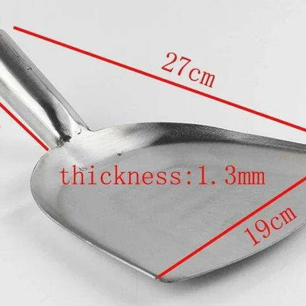 Gourmet Chef's Stainless Steel Turner with Extra Long Handle - Essential Wok Tool for Culinary Professionals