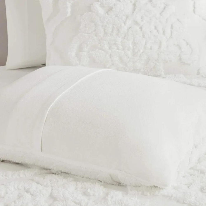 Viola Chenille Shabby Chic Bedding Set with Coordinated Shams - Elegant Comfort Collection